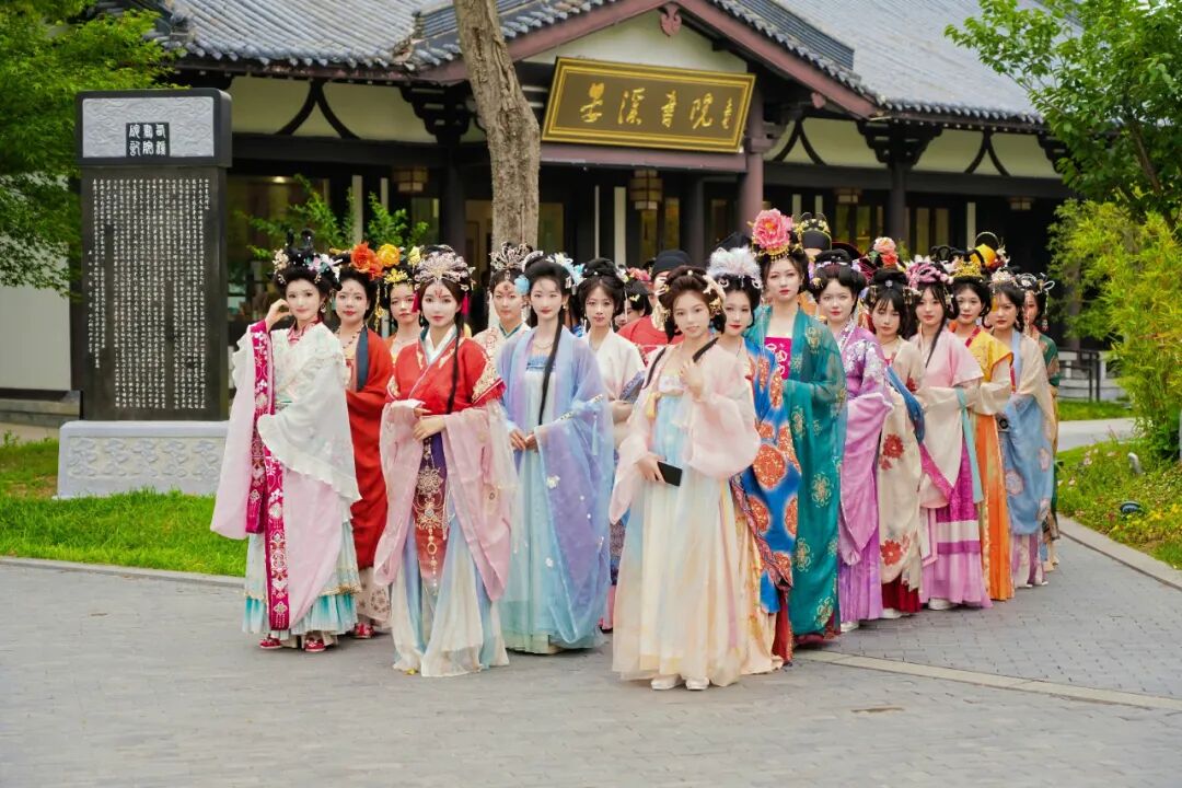 1761012853170520.jpg 640 (82).jpg